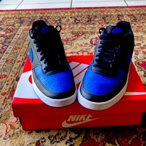 Nike court vision Lo